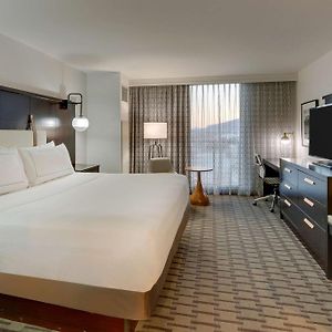 King Suite Mountain View